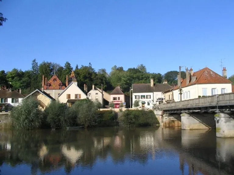 Pontailler-sur-saone (21270)